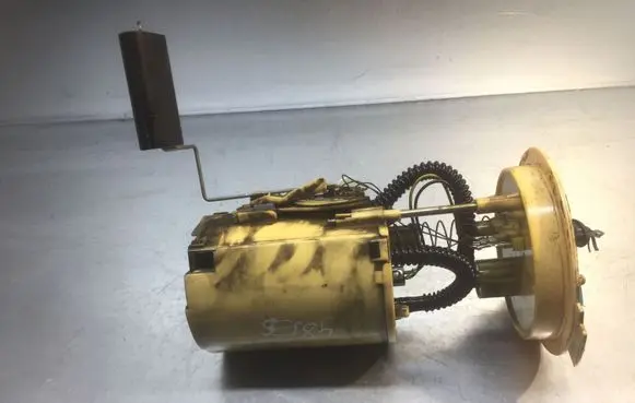 Volkswagen Golf Plus Fuel injection high pressure pump 1K0919050D A2C53041385