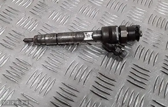 BMW 3 E90 E91 Fuel injector 0445110289 7798446