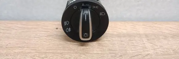 Light switch