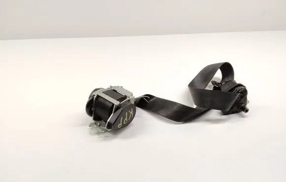 Nissan NV400 Front seatbelt