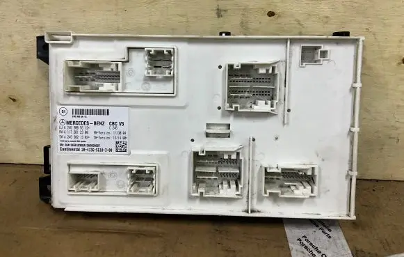 Mercedes-Benz B W246 W242 SAM control unit A2469005612 A1179012300 A2469021302