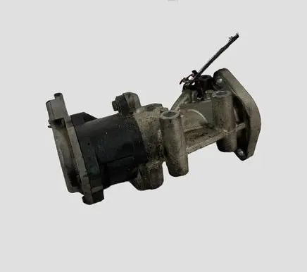 Jaguar S-Type EGR valve 4R8Q9D475B