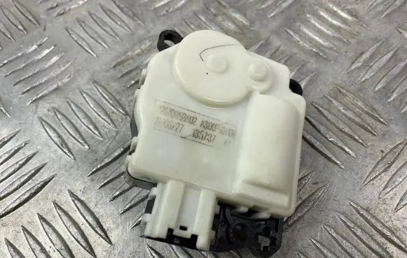 Dodge Durango Air flap motor/actuator D267DW9BA02