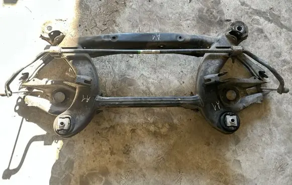 Mercedes-Benz C W205 Rear subframe