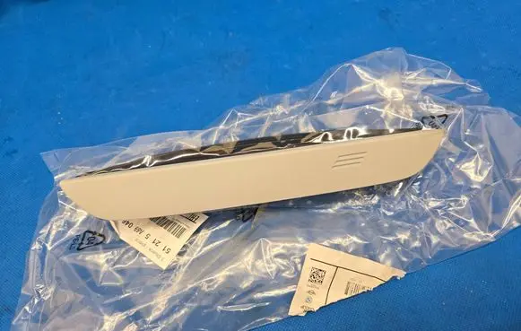 BMW 4 G22 G23 G24 G26 Rear door handle trim 5A69046
