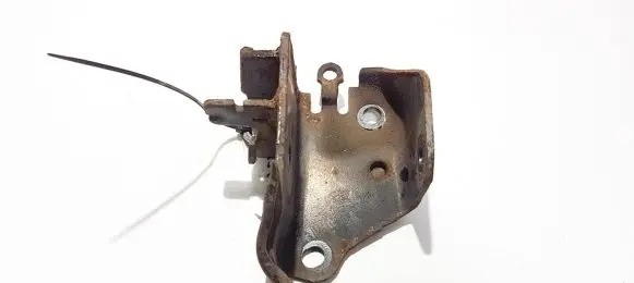Nissan Micra Bracket in trunk/boot mm34