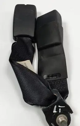 Mazda CX-7 Rear seatbelt buckle