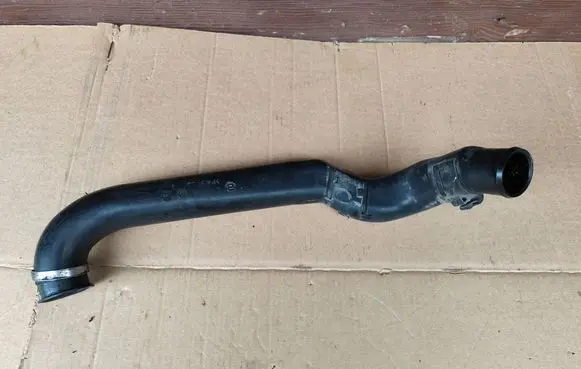 Opel Zafira A Intercooler hose/pipe 46598