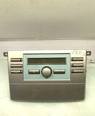 Toyota Corolla Verso AR10 Climate control unit 559000F030