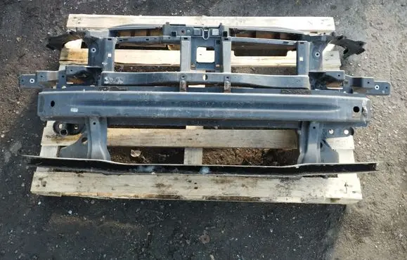 Volkswagen PASSAT B6 Radiator support slam panel 3C0010409J