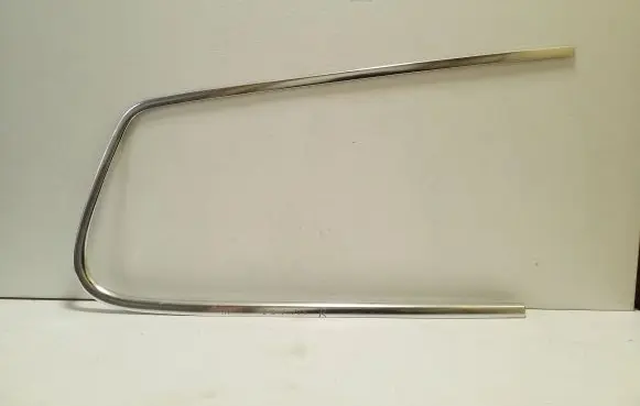 Volkswagen PASSAT B6 Rear side glass trim 3C9853346