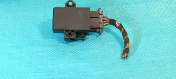 Seat Altea XL Seat heating relay 1K0959772