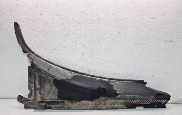 Alfa Romeo 159 Wiper trim 
