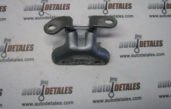 Toyota Avensis T250 Rear door upper hinge
