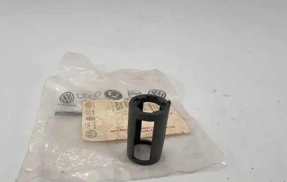 Volkswagen Caddy Front door exterior handle 7M0837284 1202200