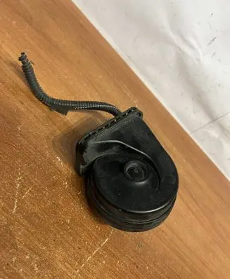 Mercedes-Benz E W211 Horn signal A046522 D845