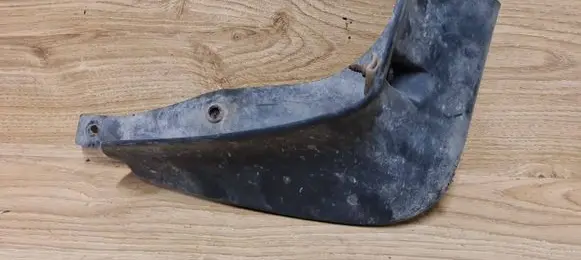 Nissan Primera Front mudguard 