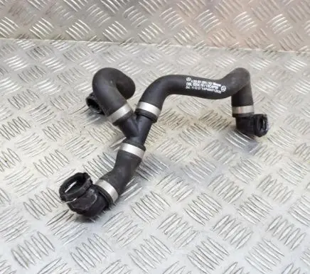 Mercedes-Benz C W205 Engine coolant pipe/hose A2055013984