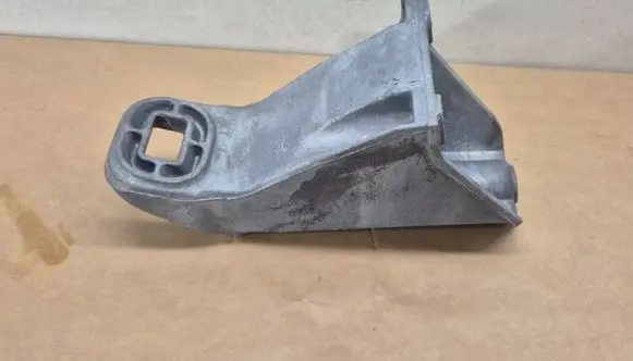 Audi A6 S6 C4 4A Engine mounting bracket 4A0199307A 81080