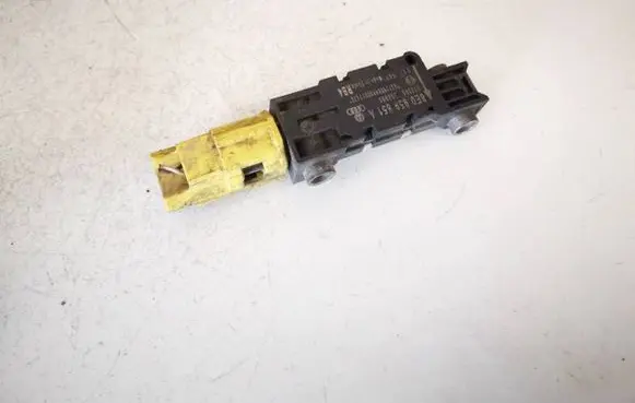 Audi A4 S4 B7 8E 8H Airbag deployment crash/impact sensor 8e0959651a