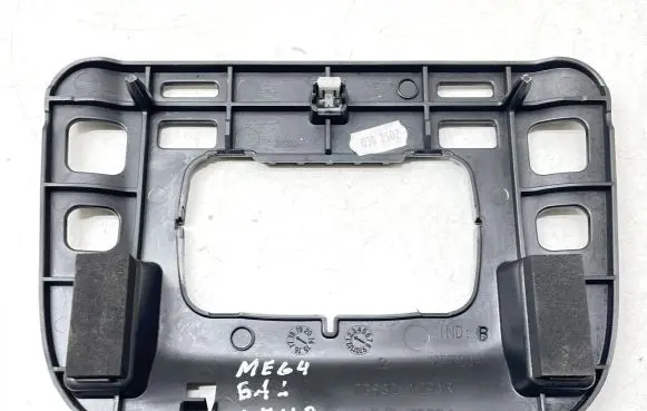 Renault Megane IV Headlining lighting console trim 739821291R MP7204