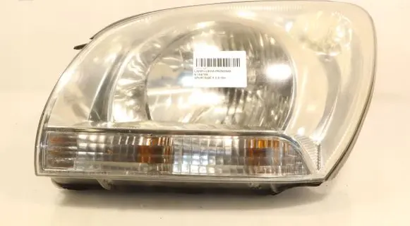 KIA Sportage Headlight/headlamp E131750094