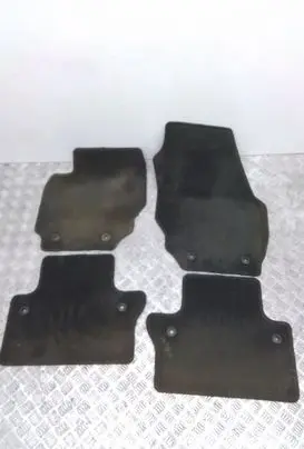Volvo V70 Car floor mat set 