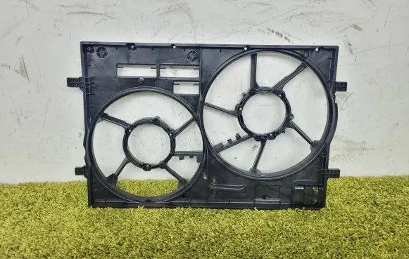 Volkswagen Arteon Radiator cooling fan shroud 3wa121205b 3wa121207b