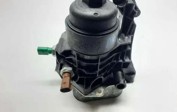 Audi A3 S3 8V Oil filter mounting bracket 03N115389A