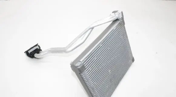 Tesla Model Y Air conditioning (A/C) radiator (interior) 
