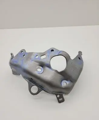 Mercedes-Benz C W205 other engine part A2760781184