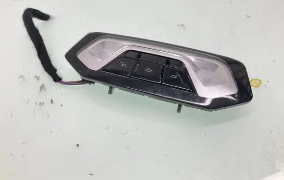BMW 1 F40 Rear seat light 7910813 91081301