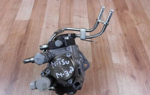 Mitsubishi Outlander Fuel injection high pressure pump 1460A043