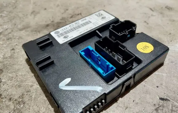 Audi A6 S6 C6 4F Comfort/convenience module 4F0907289E