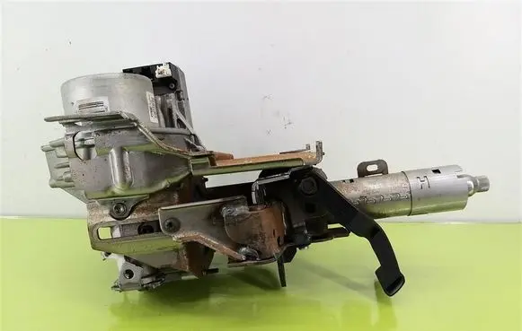 Renault Clio III Power steering pump 54084783M