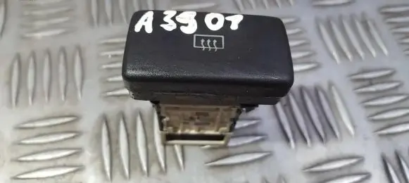 Nissan Primera Windscreen/window heater switch