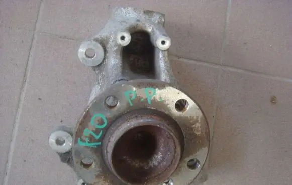 BMW 1 F20 F21 Front wheel hub 6792286