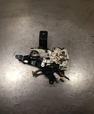 Nissan NV200 Tailgate/trunk/boot lock/catch/latch 