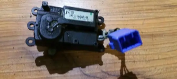 Mazda MX-6 Air flap motor/actuator ga601ga2aa