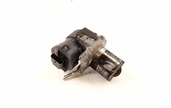 Mercedes-Benz C W204 EGR valve 6421401060 A6421401060