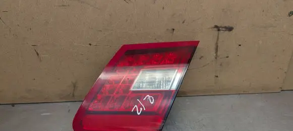 Mercedes-Benz E W212 Tailgate rear/tail lights A2129060458 483524 778004
