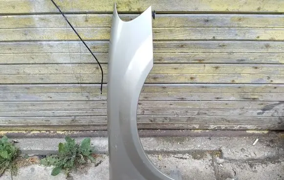 Chrysler Sebring (ST-22 - JR) Fender