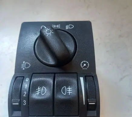 Light switch