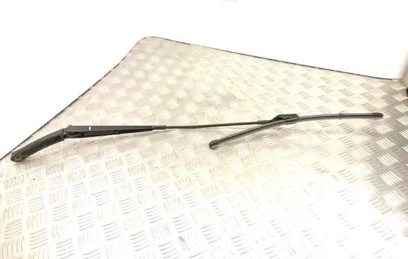 Volkswagen Polo VI Front wiper blade arm 2G1955410A