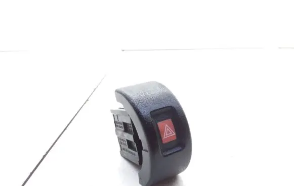 Opel Astra G Hazard light switch 90561384 90437427
