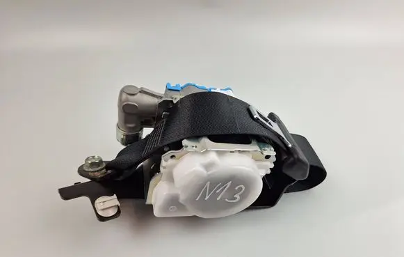 Subaru Forester SK Rear seatbelt 7Y1070P 022119