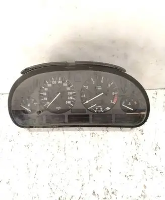 BMW 5 E39 Speedometer (instrument cluster) 62118375669 110008735