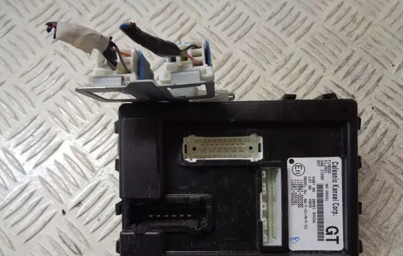 Nissan Note (E12) Comfort/convenience module 284B13VU0A