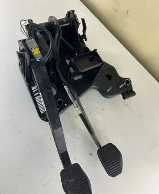 Citroen C5 Pedal assembly 9654751280