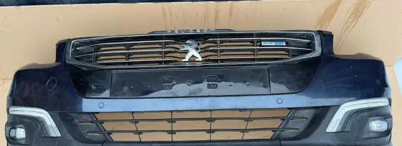 Peugeot 508 Front bumper 9807629377